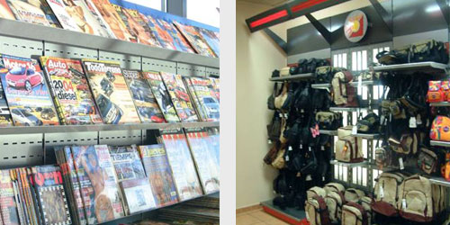 estanteria metalica para revista con estantes inclinados y fondos ranurados y estanteria con marquesina para exposicion de productos de deporte
